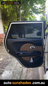 KIA SOUL 2014-2019 car window sun shades — photo 4