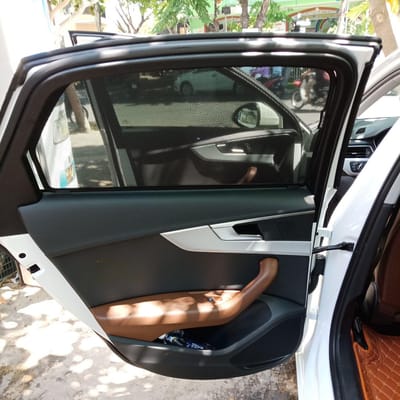Custom-fit sun shades fitted to a AUDI A4 2016-2025