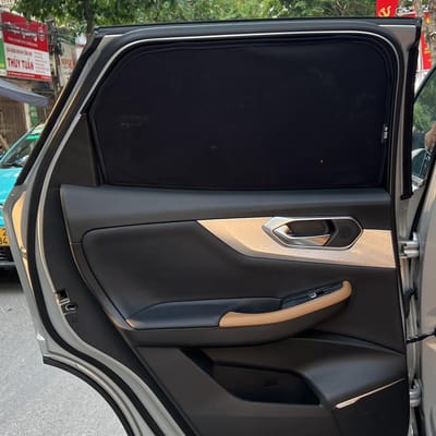 Custom-fit sun shades fitted to a BAIC BEIJING X7