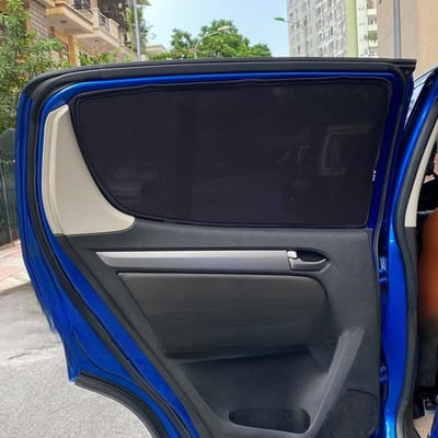 Custom-fit sun shades fitted to a HOLDEN TRAILBLAZER