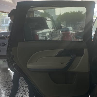 Custom-fit sun shades fitted to a HONDA ACURA 7 SEAT
