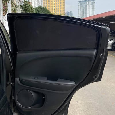 Custom-fit sun shades fitted to a HONDA HR-V 2016-2022