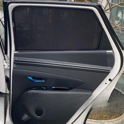 Custom-fit sun shades fitted to a HYUNDAI TUCSON 2022-2025
