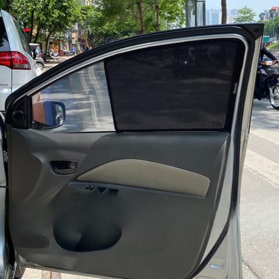 Custom-fit sun shades fitted to a MAZDA 2 2016-2025