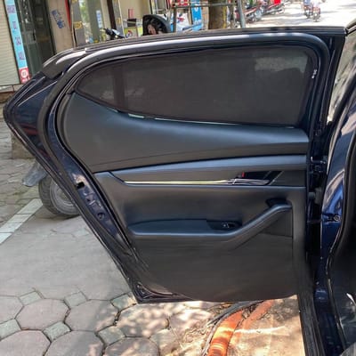 Custom-fit sun shades fitted to a MAZDA 3 HATCHBACK 2020-2025