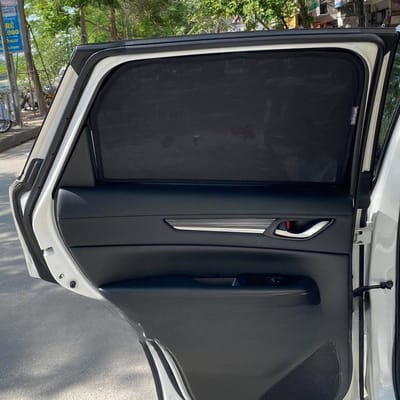 Custom-fit sun shades fitted to a MAZDA CX-8