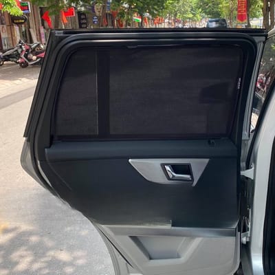 Custom-fit sun shades fitted to a MERCEDES GLK 2008-2015