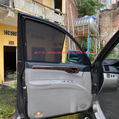 Custom-fit sun shades fitted to a MITSUBISHI PAJERO SPORT 2009-2017