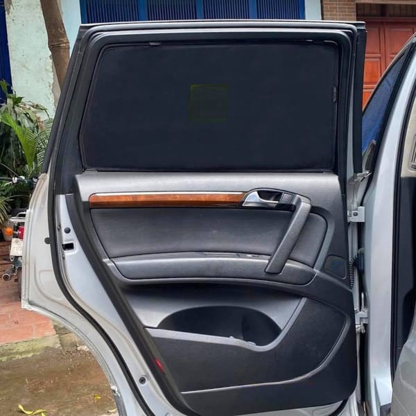 AUDI Q7 2007-2015 custom-fit car window sun shades — photo 3
