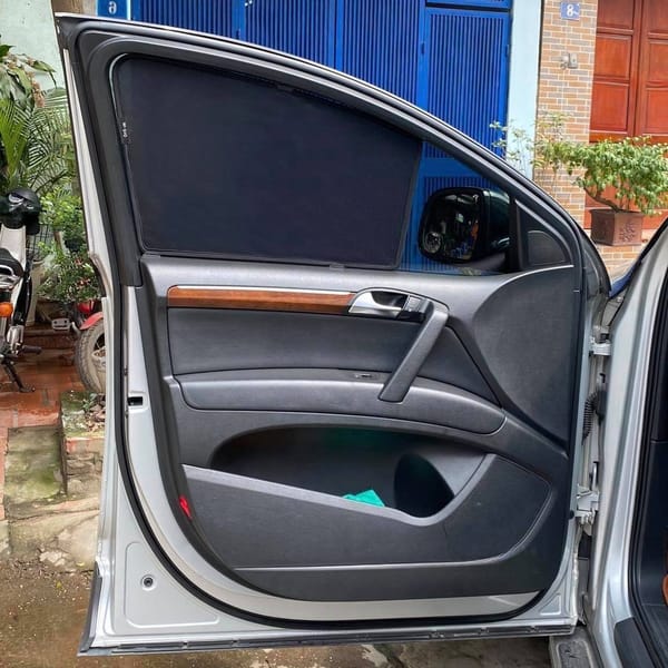 AUDI Q7 2007-2015 custom-fit car window sun shades — photo 4