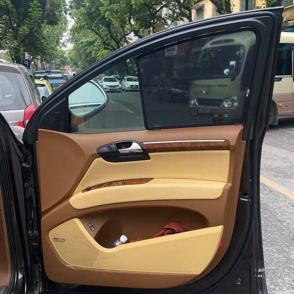 AUDI Q7 2007-2015 custom-fit car window sun shades — photo 6