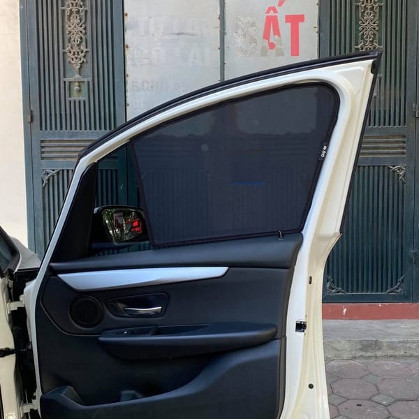 BMW 218i 7 seats custom-fit car window sun shades — photo 2