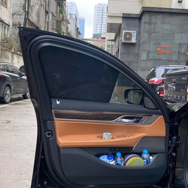 BMW 730i custom-fit car window sun shades — photo 5