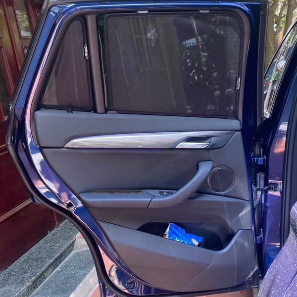 BMW X1 2023-2026 custom-fit car window sun shades — photo 5