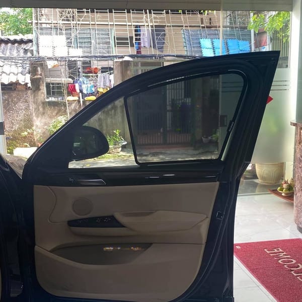 BMW X4 2019-2025 custom-fit car window sun shades — photo 2