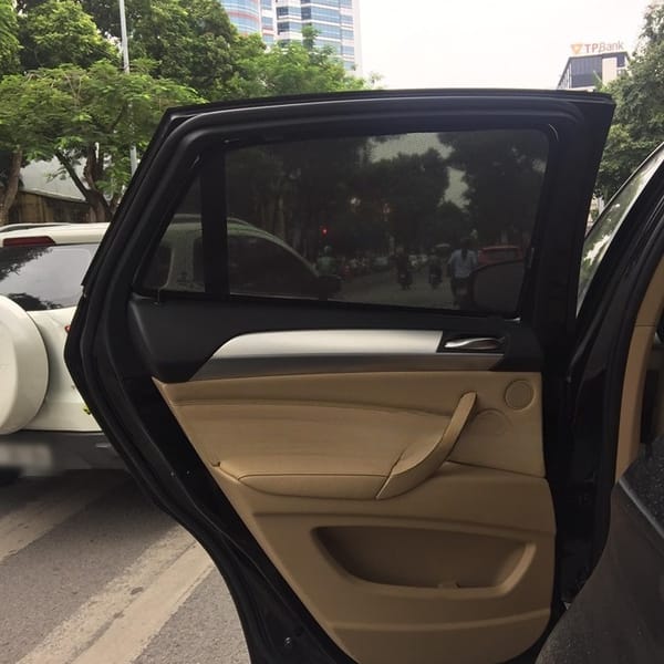 BMW X6 2019-2026 custom-fit car window sun shades — photo 3