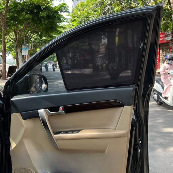 HOLDEN CAPTIVA 2007-2015 custom-fit car window sun shades — photo 4