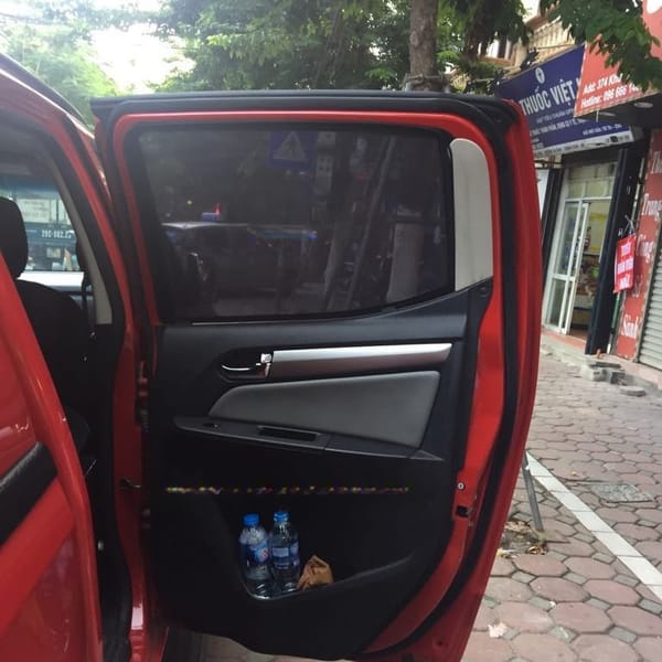 HOLDEN COLORADO custom-fit car window sun shades — photo 11