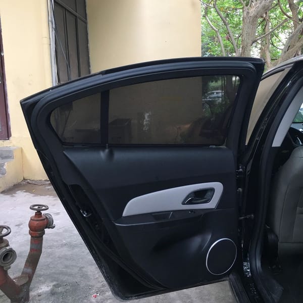 HOLDEN CRUZE 2016-2020 custom-fit car window sun shades — photo 7