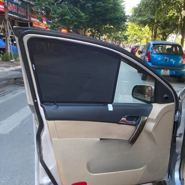 HOLDEN GENTRA custom-fit car window sun shades — photo 2