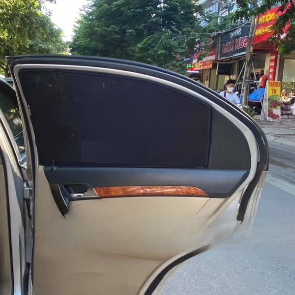 HOLDEN GENTRA custom-fit car window sun shades — photo 3