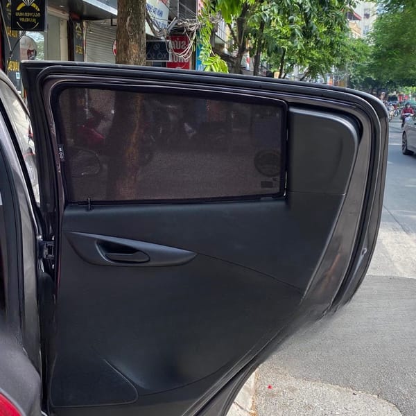 HOLDEN SPARK 2017-2020 custom-fit car window sun shades — photo 3