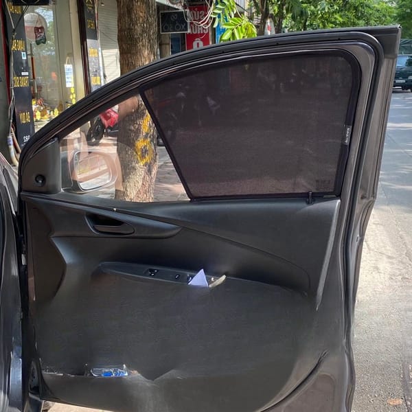 HOLDEN SPARK 2017-2020 custom-fit car window sun shades — photo 4