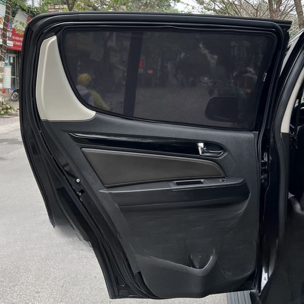 HOLDEN TRAILBLAZER custom-fit car window sun shades — photo 5
