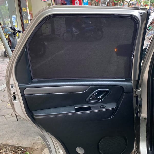 FORD ESCAPE custom-fit car window sun shades — photo 5