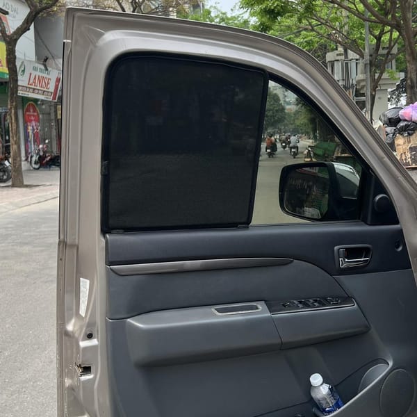 FORD EVEREST 2006-2016 custom-fit car window sun shades — photo 3