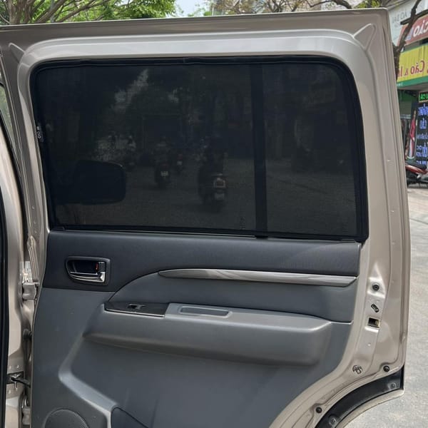 FORD EVEREST 2006-2016 custom-fit car window sun shades — photo 11