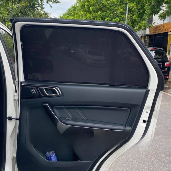 FORD EVEREST 2017-2022 custom-fit car window sun shades — photo 3