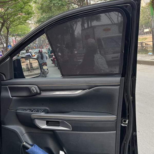 FORD EVEREST 2023-2025 custom-fit car window sun shades — photo 4