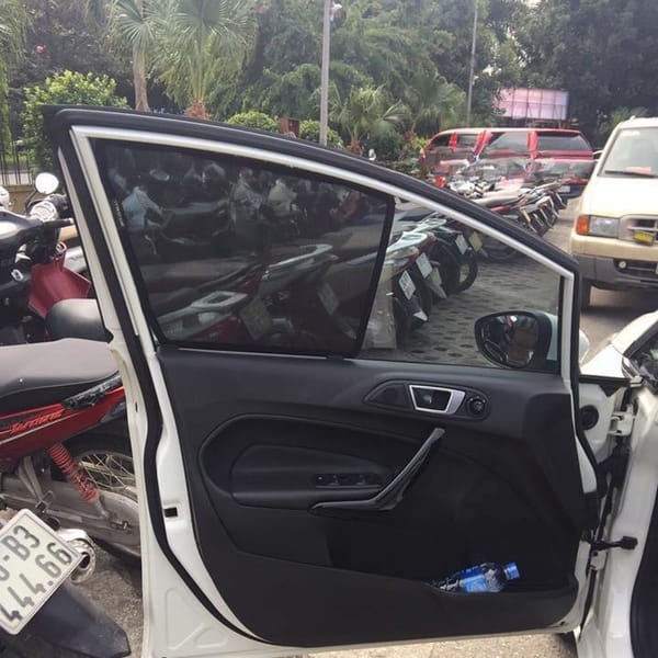 FORD FIESTA HATCHBACK custom-fit car window sun shades — photo 6