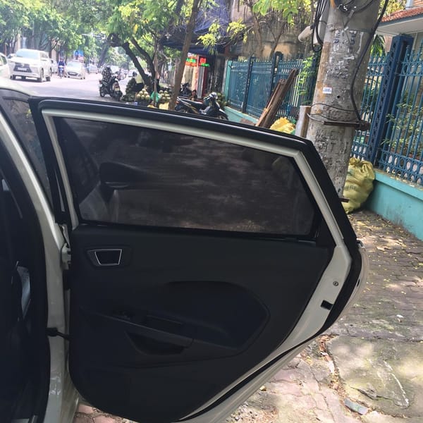 FORD FIESTA HATCHBACK custom-fit car window sun shades — photo 9