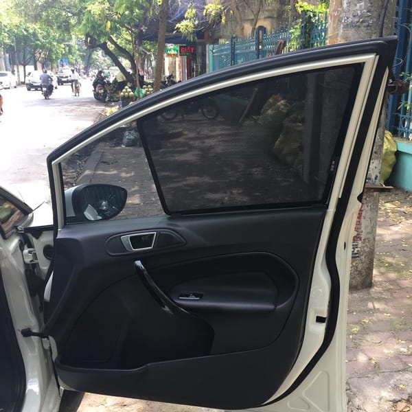 FORD FIESTA HATCHBACK custom-fit car window sun shades — photo 10