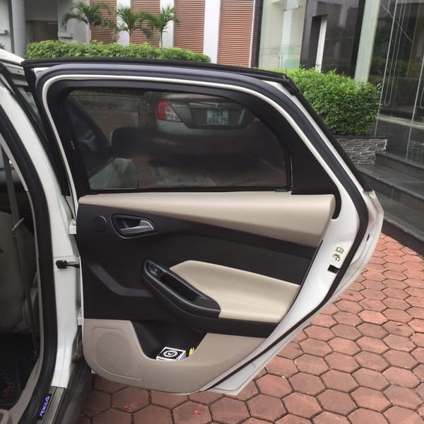 FORD FOCUS SEDAN 2014-2020 custom-fit car window sun shades — photo 7