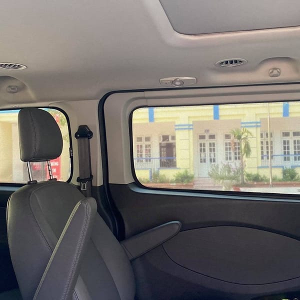FORD TOURNEO custom-fit car window sun shades — photo 5