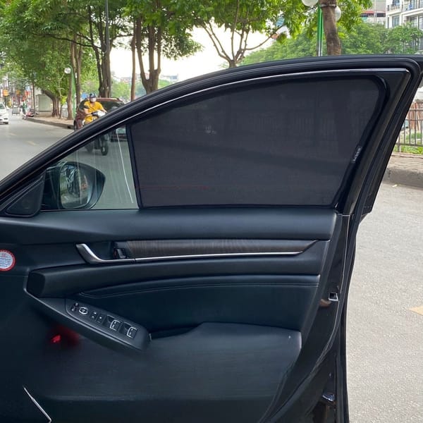 HONDA ACCORD 2018-2022 custom-fit car window sun shades — photo 4