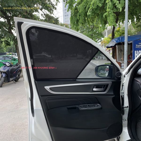 HONDA BR-V custom-fit car window sun shades — photo 2