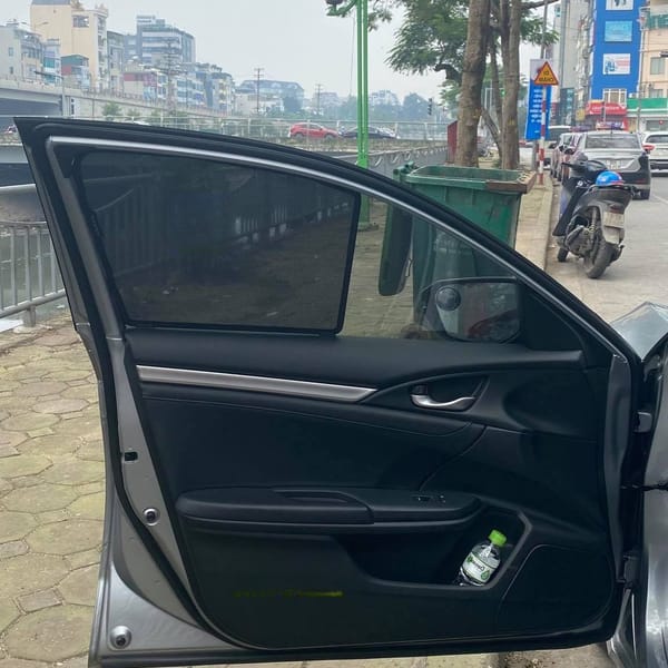 HONDA CIVIC 2016-2021 custom-fit car window sun shades — photo 4