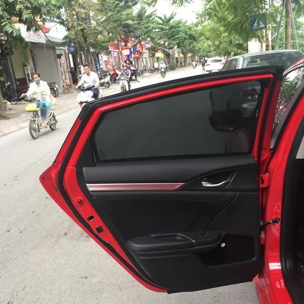 HONDA CIVIC 2016-2021 custom-fit car window sun shades — photo 5