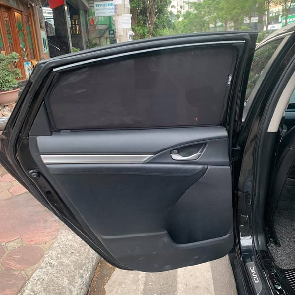 HONDA CIVIC 2016-2021 custom-fit car window sun shades — photo 9