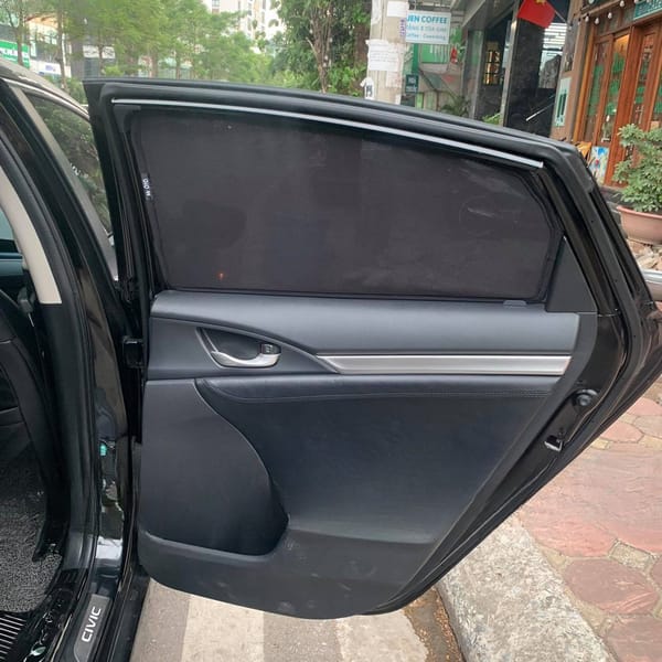 HONDA CIVIC 2016-2021 custom-fit car window sun shades — photo 11