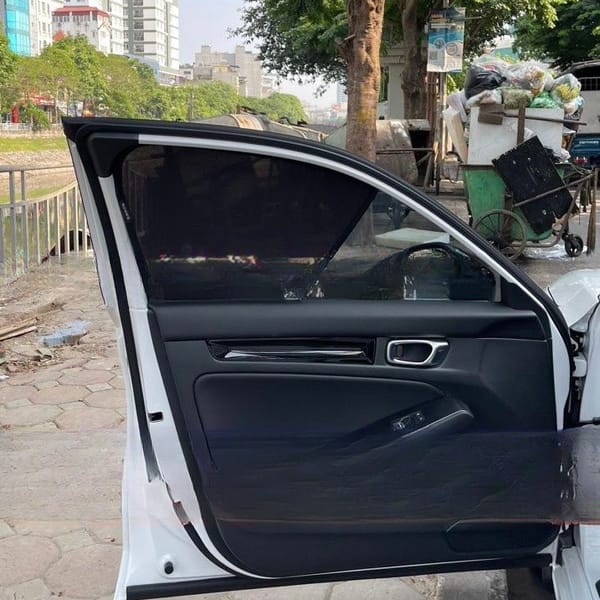 HONDA CIVIC 2022-2025 custom-fit car window sun shades — photo 2