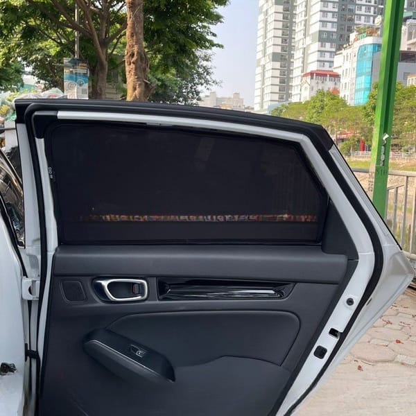HONDA CIVIC 2022-2025 custom-fit car window sun shades — photo 3