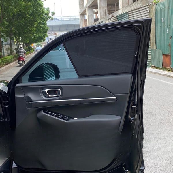 HONDA HR-V 2022-2026 custom-fit car window sun shades — photo 4