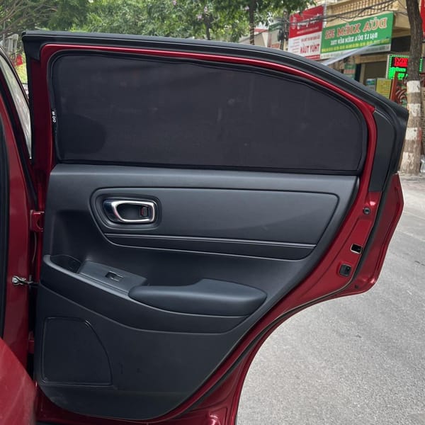 HONDA HR-V 2022-2026 custom-fit car window sun shades — photo 18