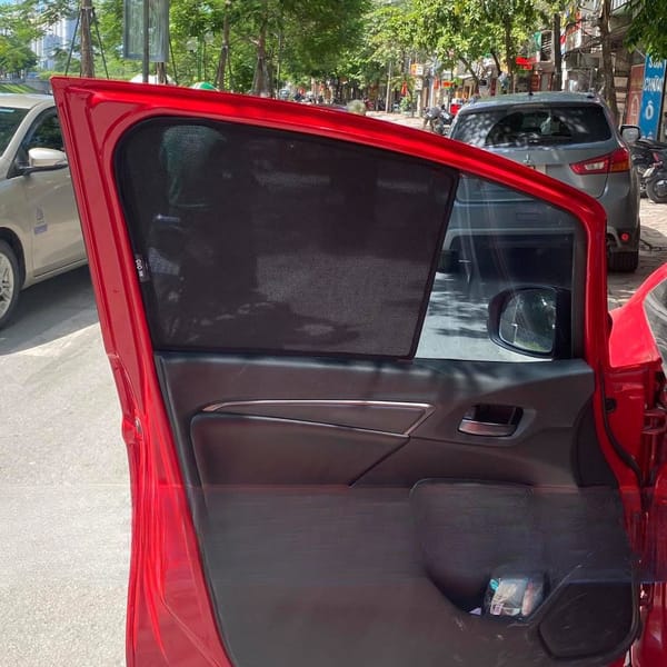 HONDA JAZZ custom-fit car window sun shades — photo 2
