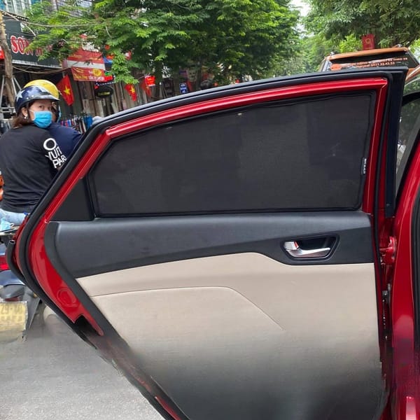 HYUNDAI ACCENT 2017-2023 custom-fit car window sun shades — photo 5
